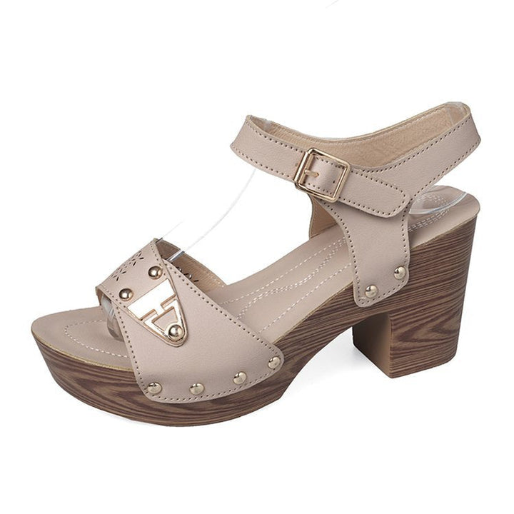 Damen Elegante Plateau-Sandaletten mit geschwungenem Riemendesign und modischen Nieten Drune
