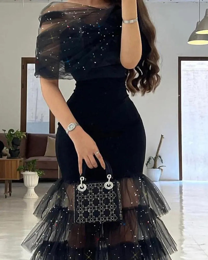 Damen Elegantes Abendkleid mit schimmernden Tülllagen und transparenter Schulterpartie Drune
