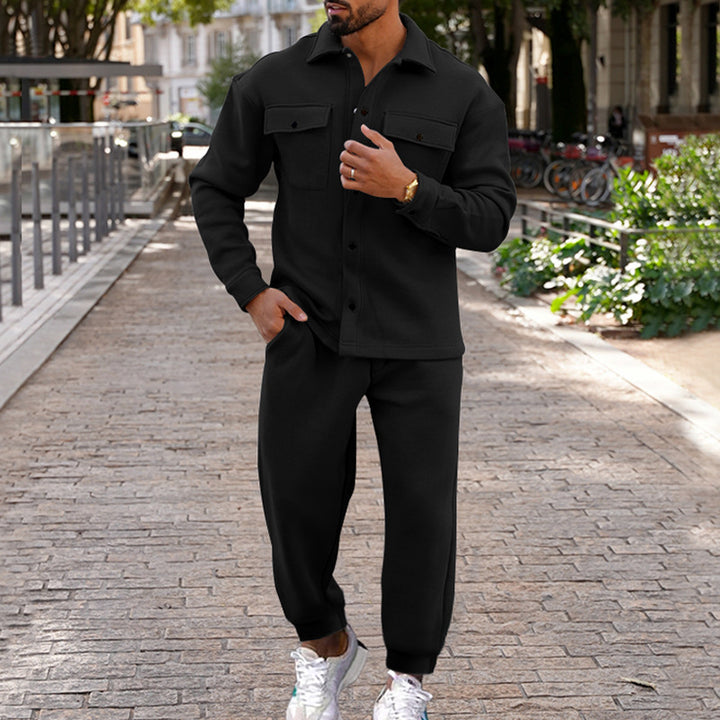 Herren Freizeit Set mit strukturiertem Oberteil und passenden Jogginghosen Drune