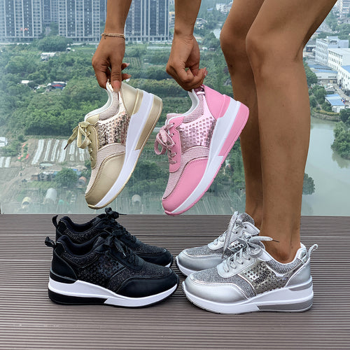 Damen stylische Keil-Sneaker mit metallischer Optik großflächigen Ziersteinen und gepolstertem Komfortfußbett Drune