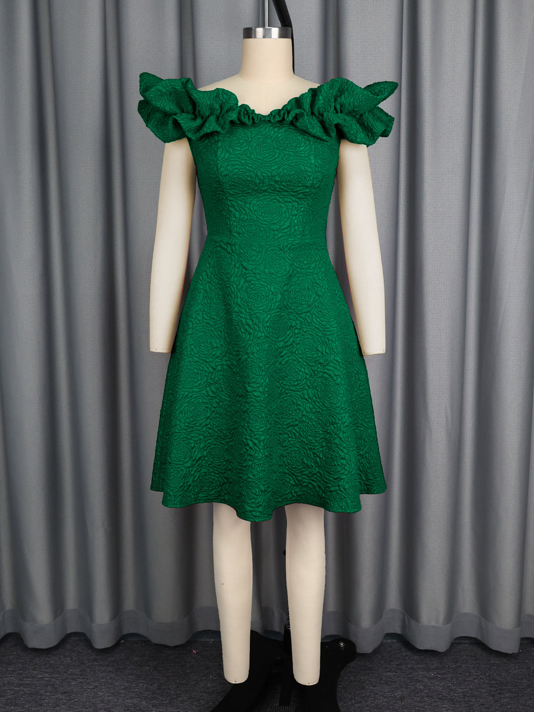 Damen A-Linien Kleid mit Volantärmel Drune