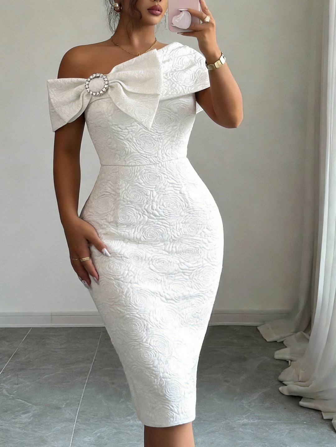 Damen elegantes Cocktailkleid mit asymmetrischem Träger und dekorativem Schleifen-Detail Drune