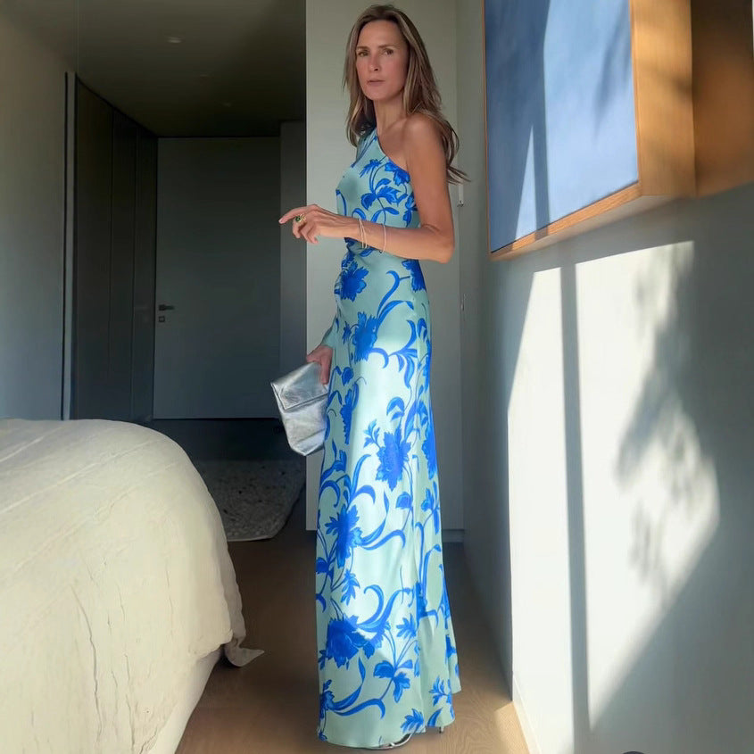 Damen Etuikleid mit asymmetrischem Schnitt und floralen Details Drune