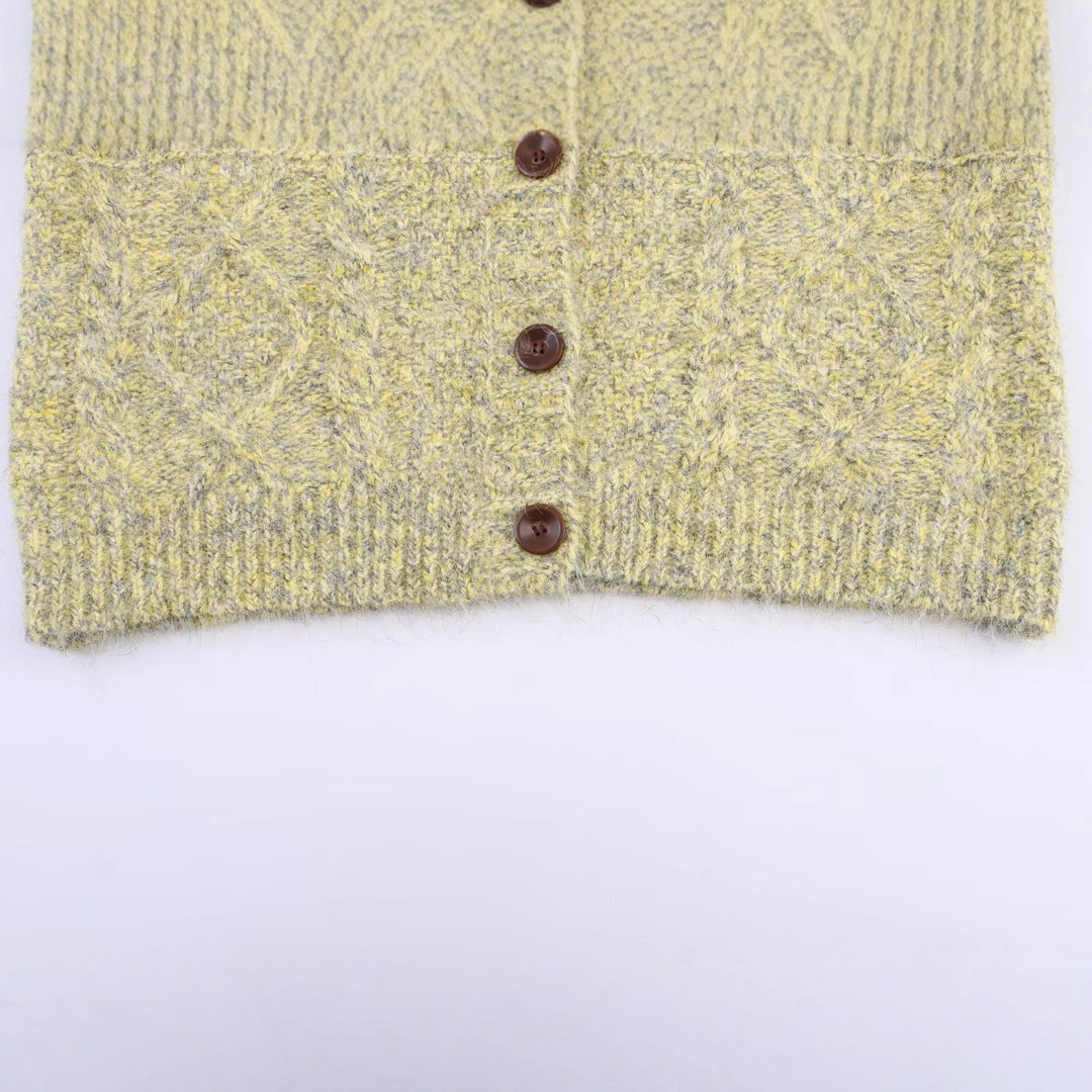 Damen Strickjacke mit schickem, weichem Stoff und dekorativen Knöpfen Drune