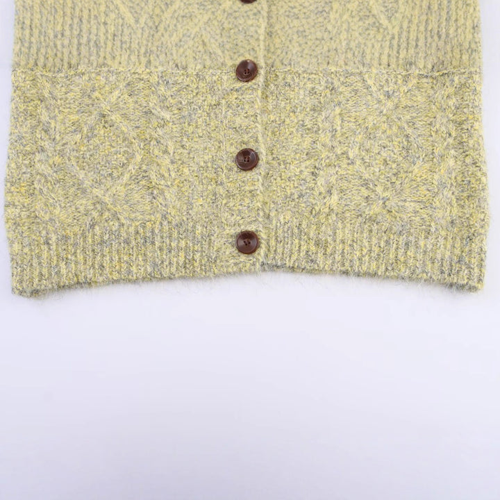 Damen Strickjacke mit schickem, weichem Stoff und dekorativen Knöpfen Drune