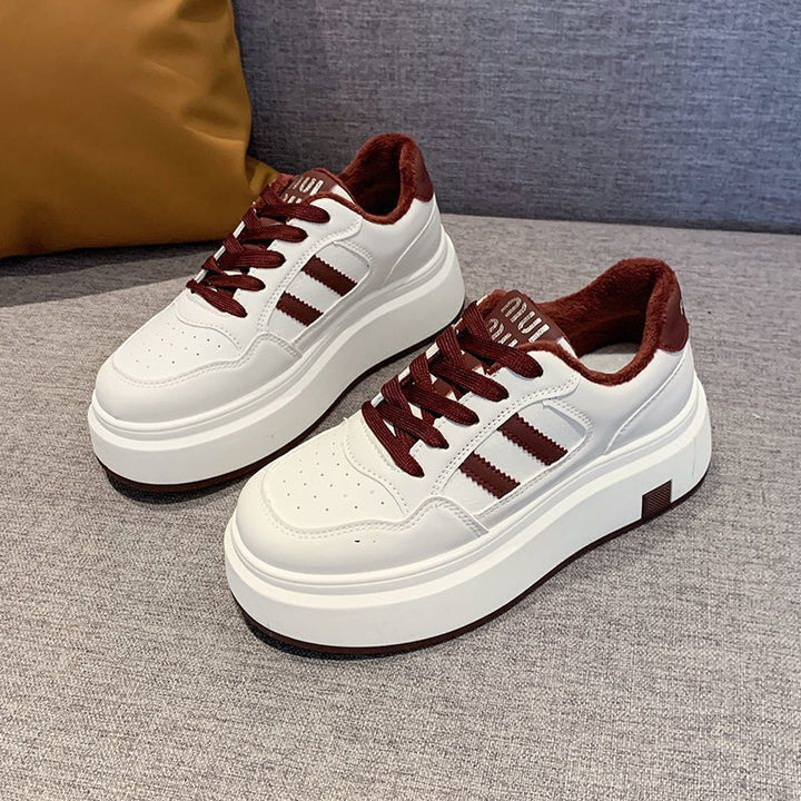 Damen Plattform Sneakers mit verstärkter Dämpfung und sportlichem Design Drune