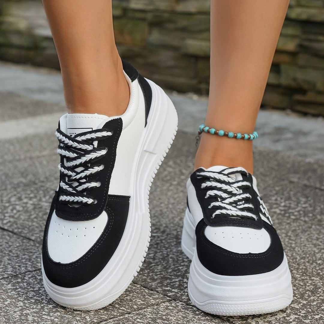 Damen Plattform-Sneaker mit atmungsaktivem Obermaterial und rutschfester Sohle Drune