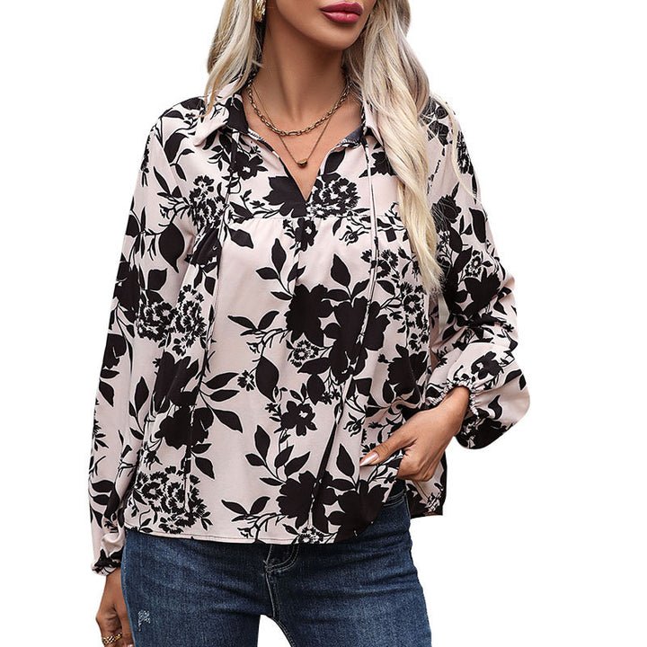 Damen Bluse mit eleganten Rüschendetails und verspieltem Blumenmuster Drune