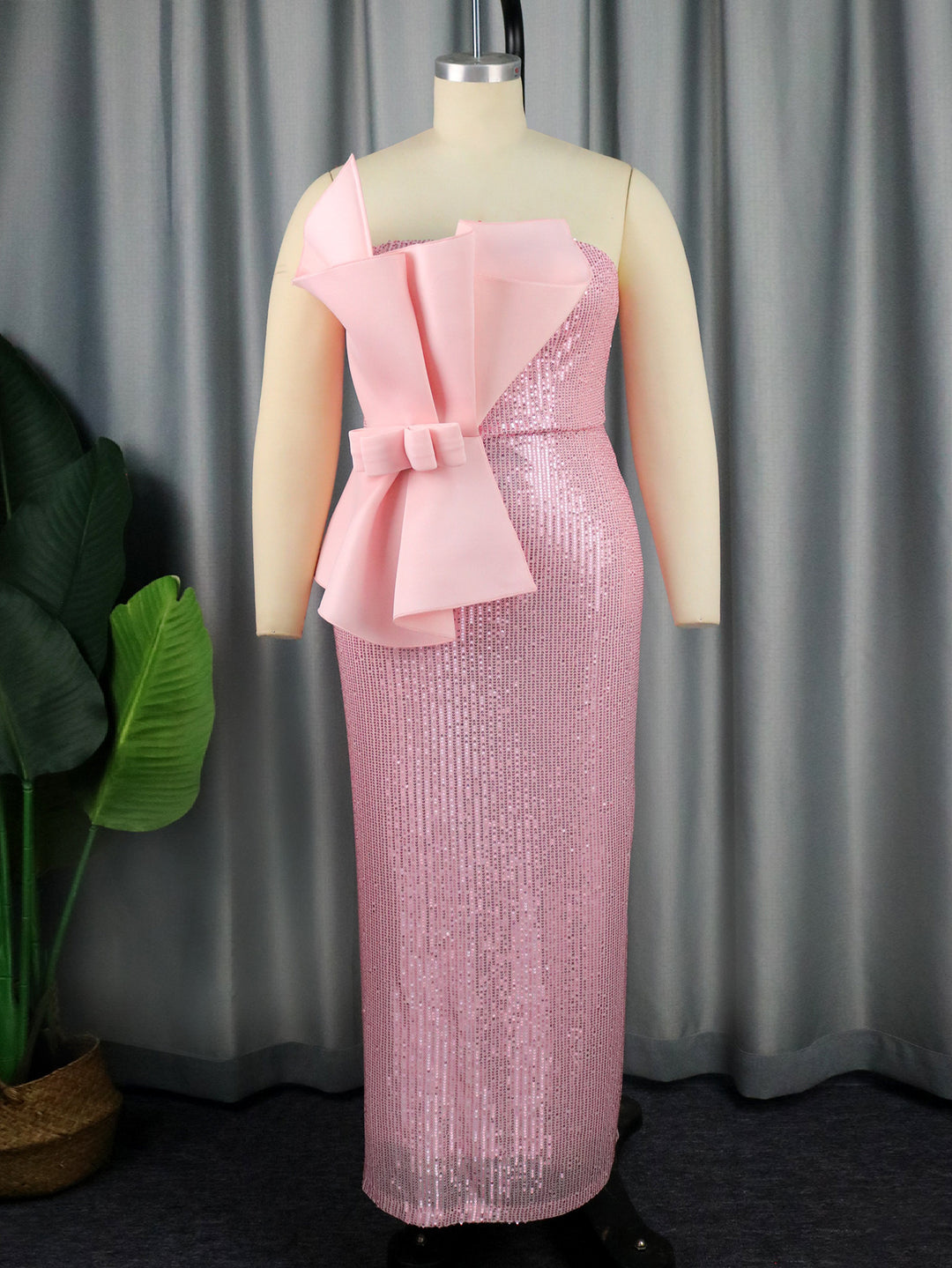 Damen Glitzerndes Abendkleid mit asymmetrischem Design und imposanter Schleifenapplikation Drune