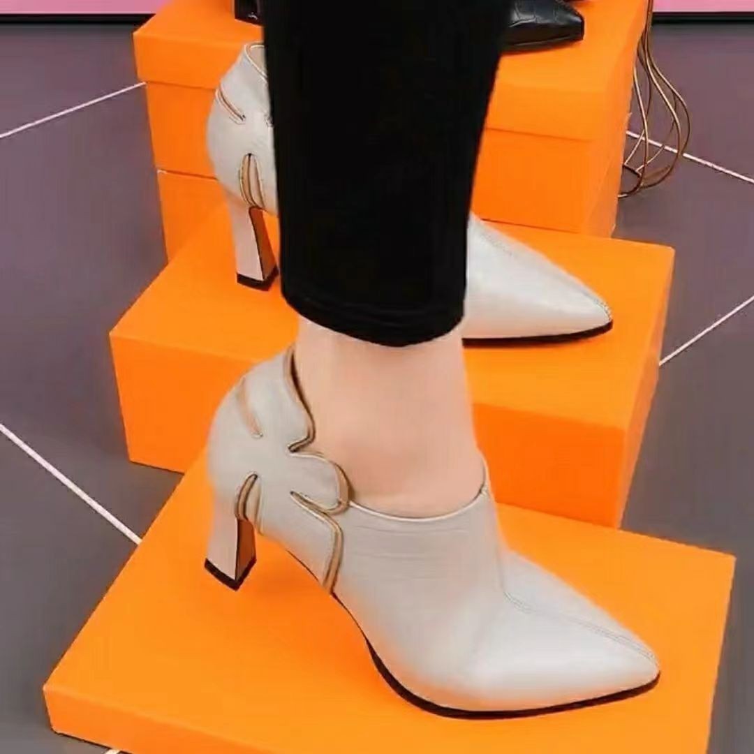 Damen nan spitz zulaufende Ankleboots mit Kroko-Prägung, seitlichem Reißverschluss und geschwungenem Blockabsatz Drune