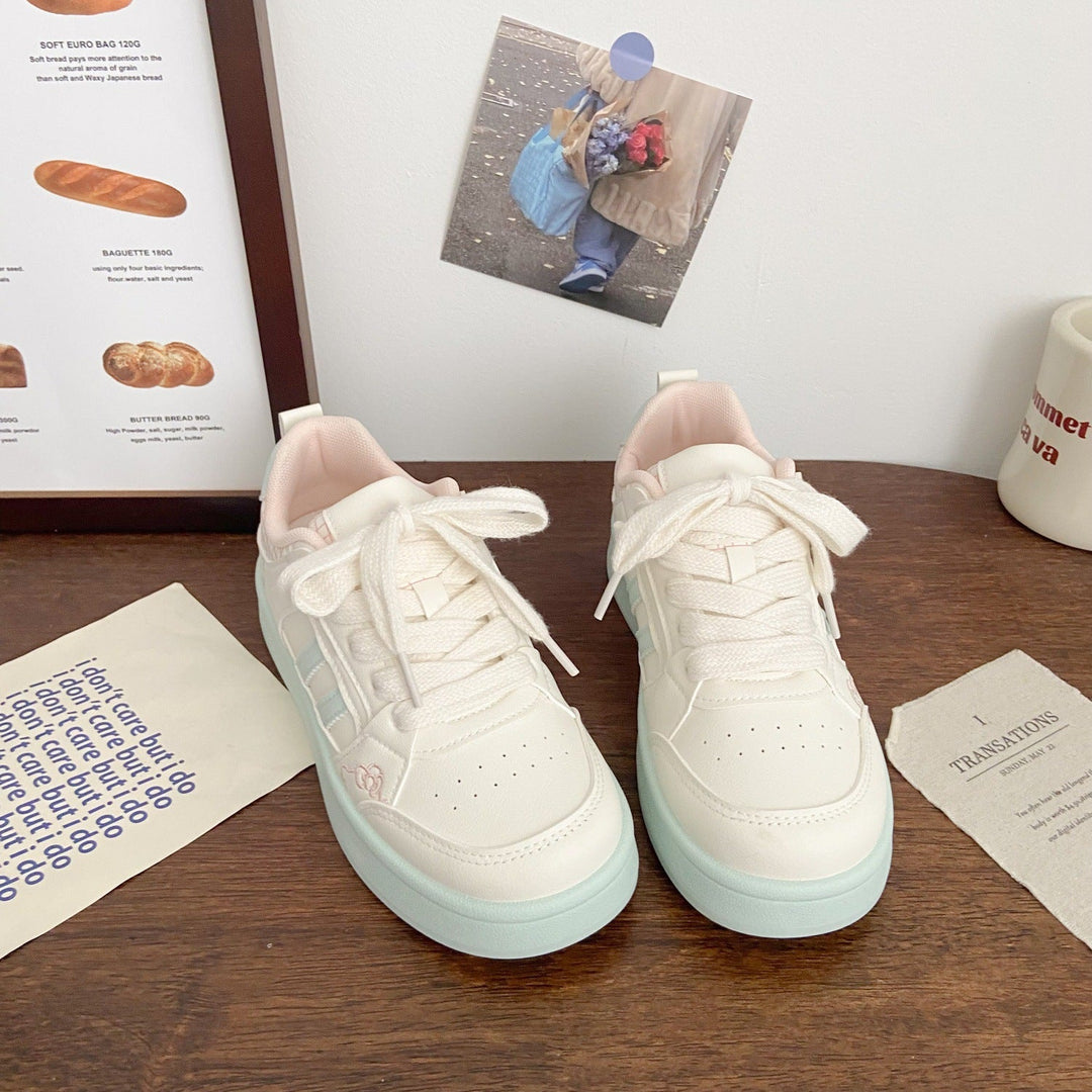 Damen Modische Sneaker mit verspielten Akzenten und rutschfester Sohle Drune