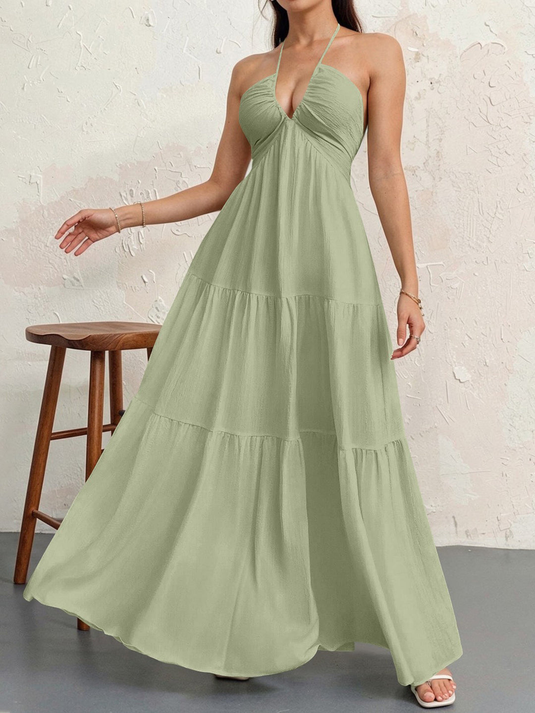 Damen Maxikleid mit tiefem V-Ausschnitt und luftiger Silhouette Drune