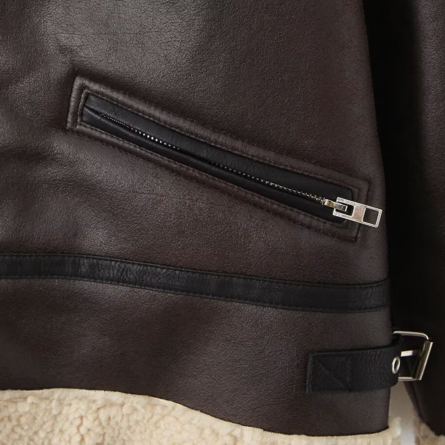 Damen Kunstlederjacke mit warmem Sherpa-Futter und praktischen Reißverschlusstaschen Drune
