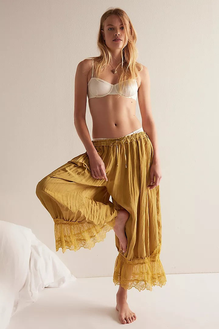 Damen Luftige und elegante Culotte mit Spitzenverzierung Drune