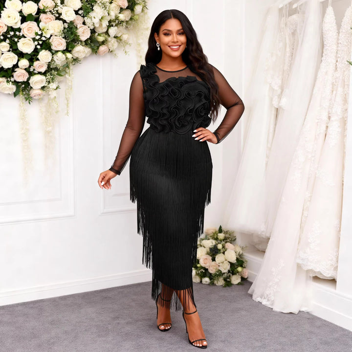 Damen elegantes Cocktailkleid mit voluminösen Rüschendetails und Fransen Drune