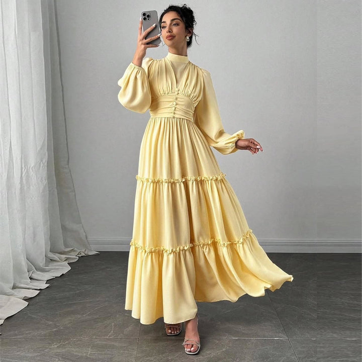 Damen Maxikleid mit eleganten Rüschendetails und gerafftem Oberteil Drune