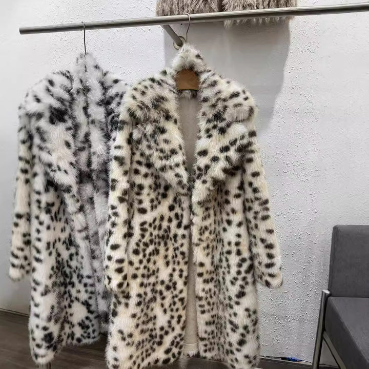 Damen luxuriöser Fellmantel Drune