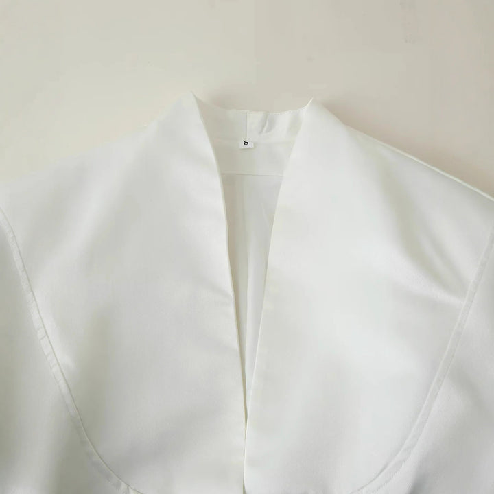 Damen elegante Blazerjacke mit modischem Stehkragen und dekorativen Knopfdetails Drune