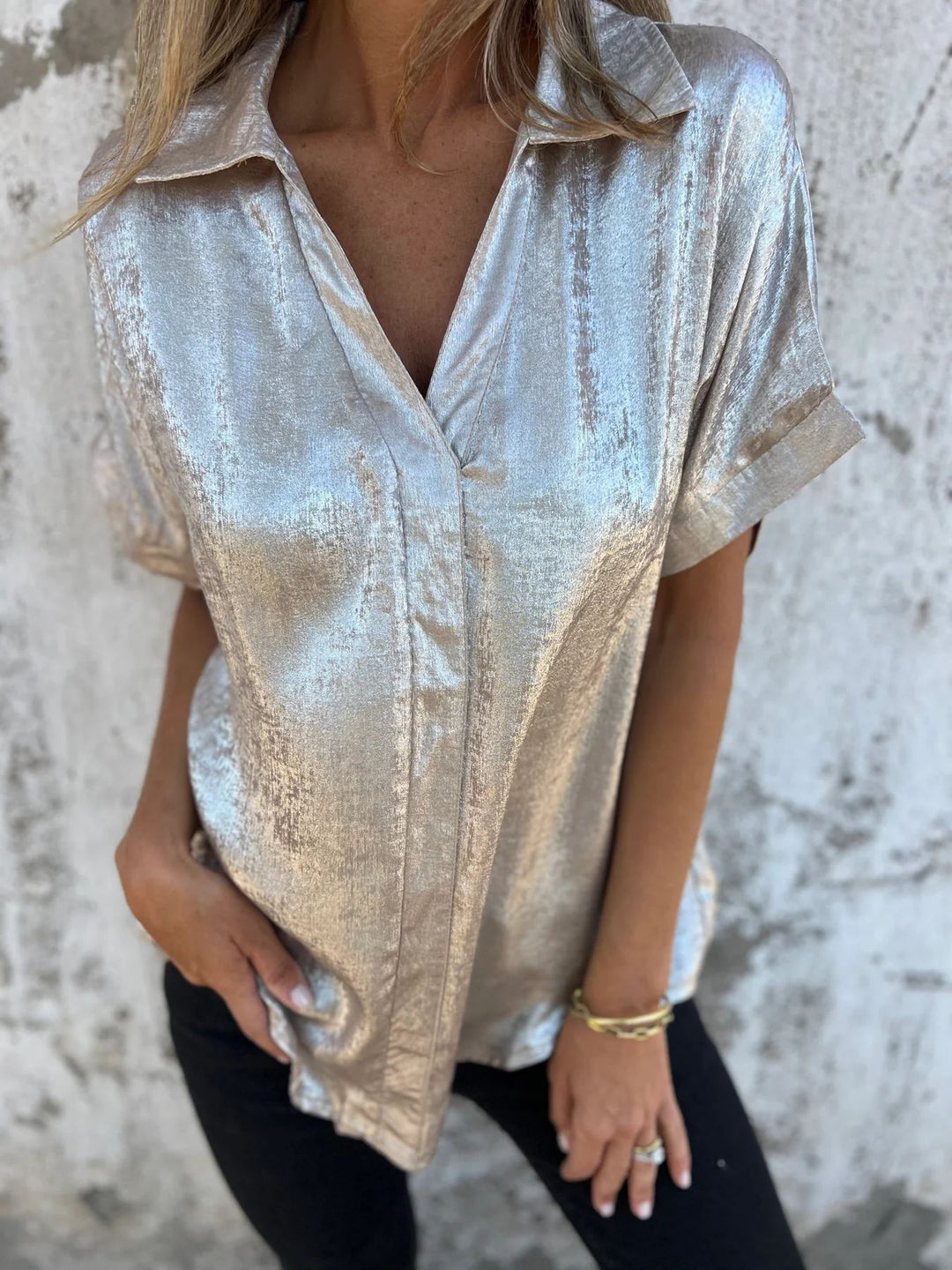 Damen Kurzarm-Seidenbluse mit elegantem Glanz und modischem Revers Drune