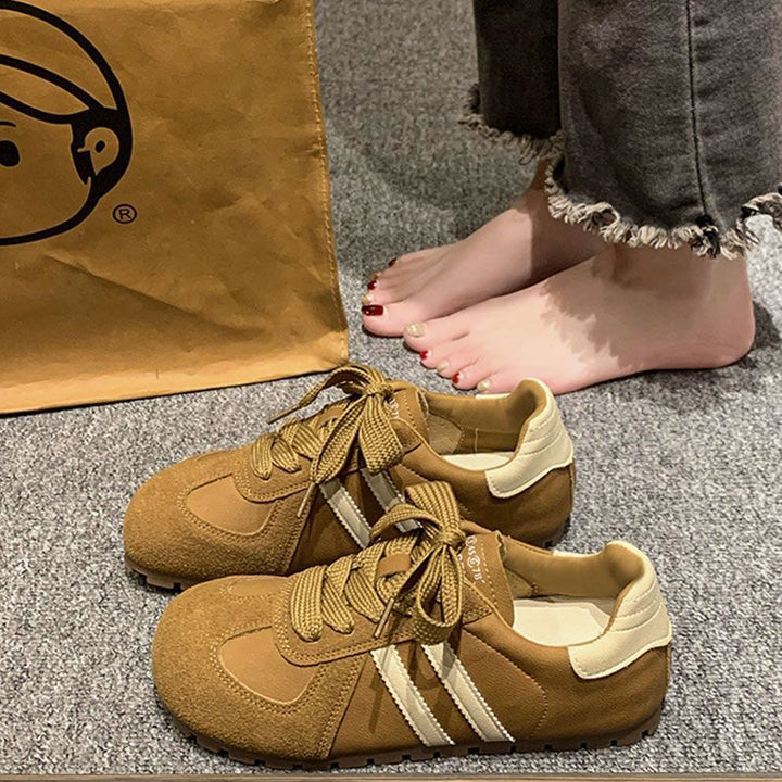 Damen Retro-inspirierte Wildledersneaker mit sportlichem Profil Drune