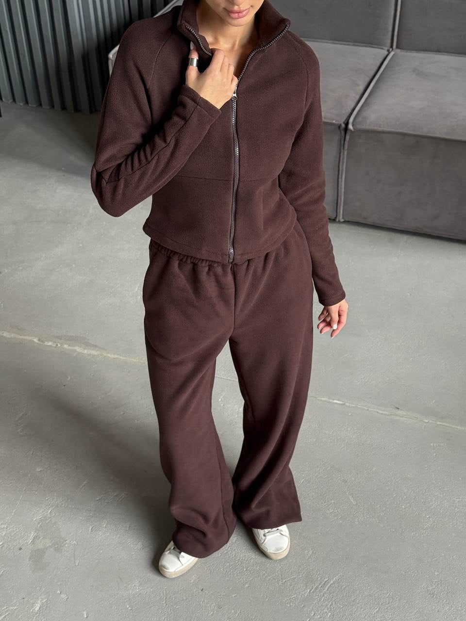 Damen Fleece-Jogginganzug mit hohem Kragen und praktischen Taschen Drune