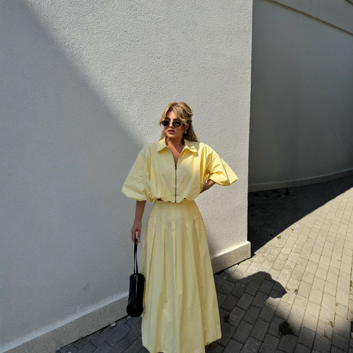 Damen Elegantes Maxikleid mit hochgeschlossenem Oberteil und weitem Saum