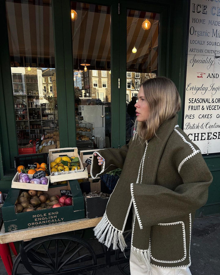 Damen Kuschelige Fleecejacke mit eleganten Fransen und Knopfdetail Drune