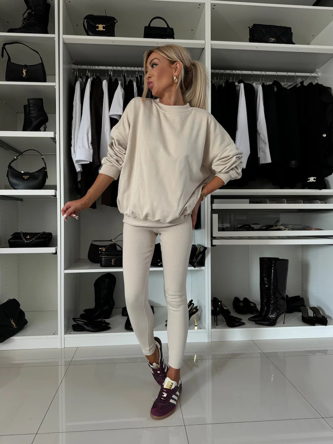 Damen Lässiges Sweatshirt und legere Leggings Drune