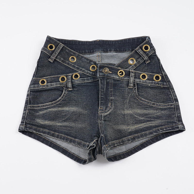 Damen Flared Jeans mit dekorativen Knopfdetails und modischemused Finish Drune