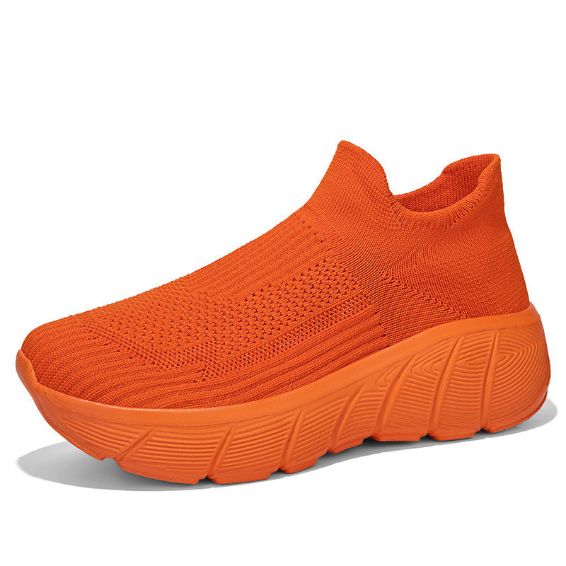 Unisex nan nahtloser Strick-Überziehschuh mit skulpturierter Plateau-Laufsohle und orthopädisch geformter Fersenführung Drune