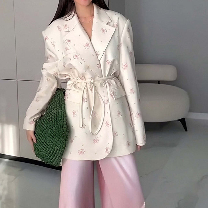Damen nan taillierter Blumenblazer mit Bindegürtel und Reverskragen Drune