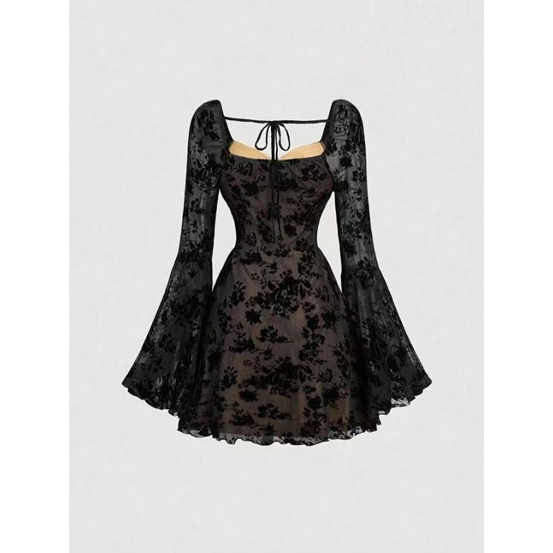 Damen Mini-Kleid mit floralen Spitzenärmeln und verführerischem Ausschnitt Drune