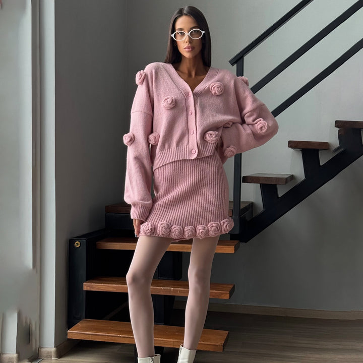 Damen Strickjacke mit floralem Design und passendem Rock Drune