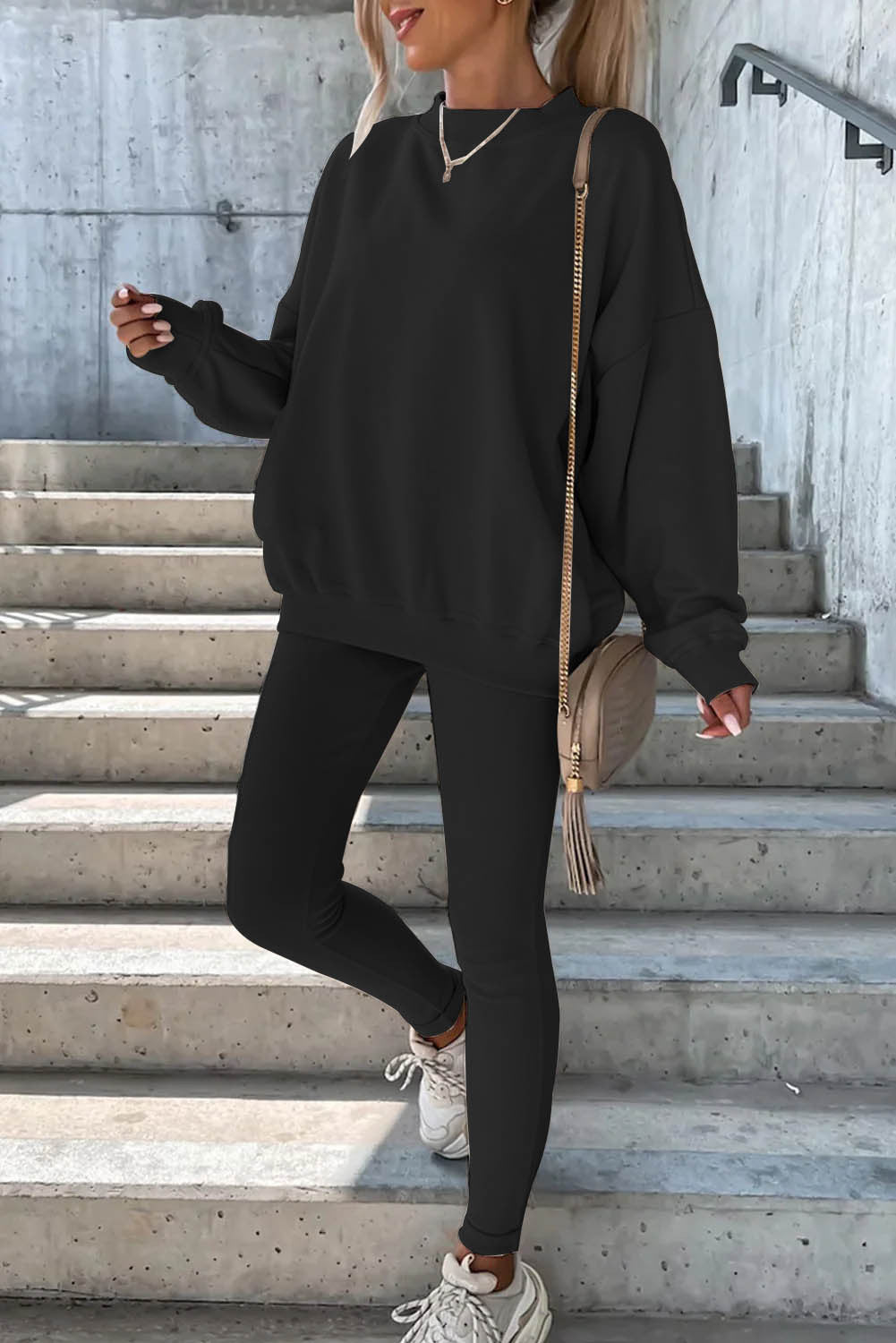 Damen sportliches Freizeitset mit lässigem Oversized-Sweatshirt und enganliegenden Leggings Drune