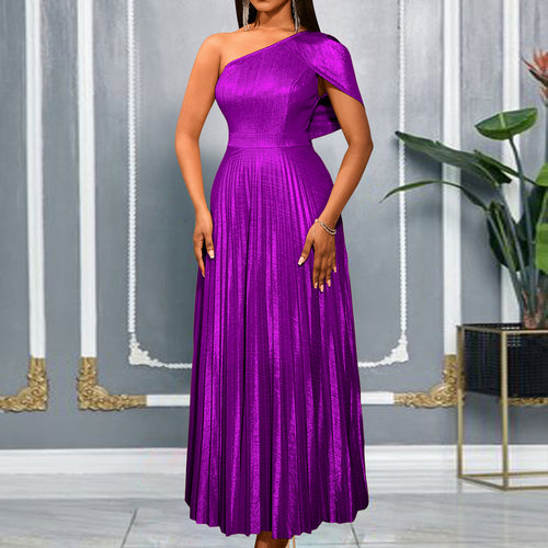 Damen Elegantes Maxi-Kleid mit asymmetrischem Schulterdesign und schimmerndem Plisseestoff Drune