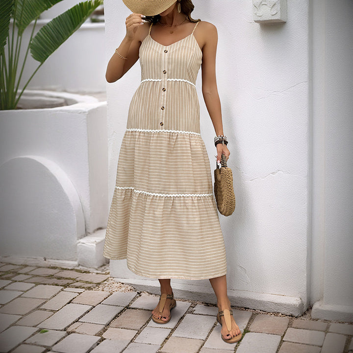 Damen Sommerliches Maxikleid mit zarten Streifen und Knopfleiste Drune