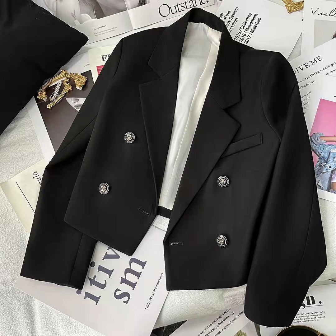 Damen Kurz geschnittener Blazer mit dekorativen Knöpfen Drune