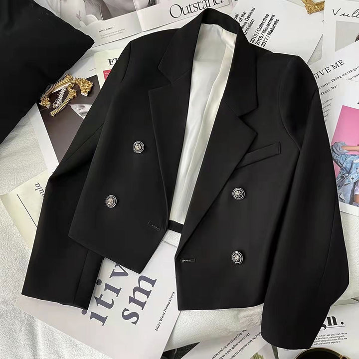 Damen Kurz geschnittener Blazer mit dekorativen Knöpfen Drune
