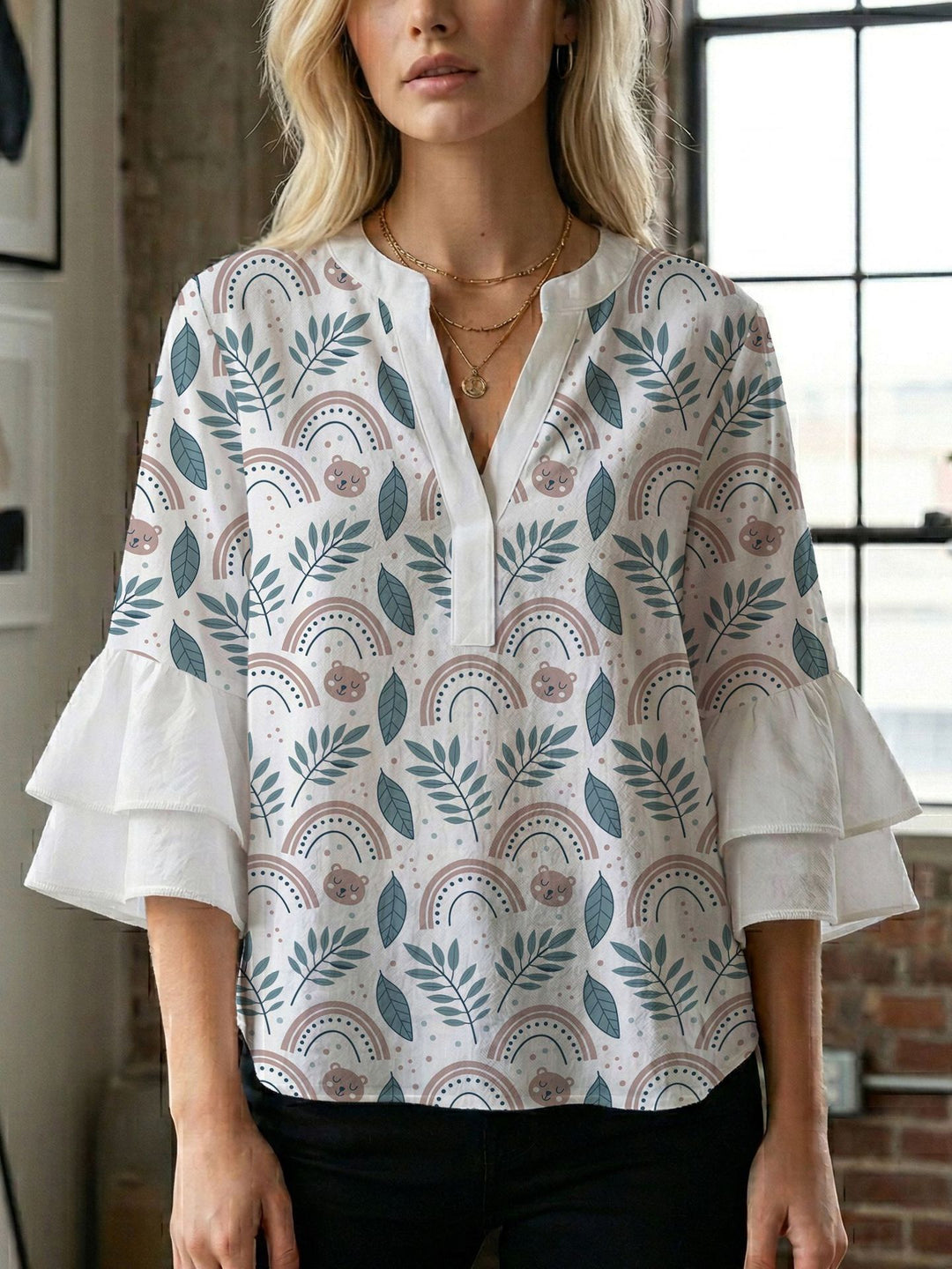 Damen Bluse mit voluminösen Flügelärmel und intensivem Blattmuster Drune