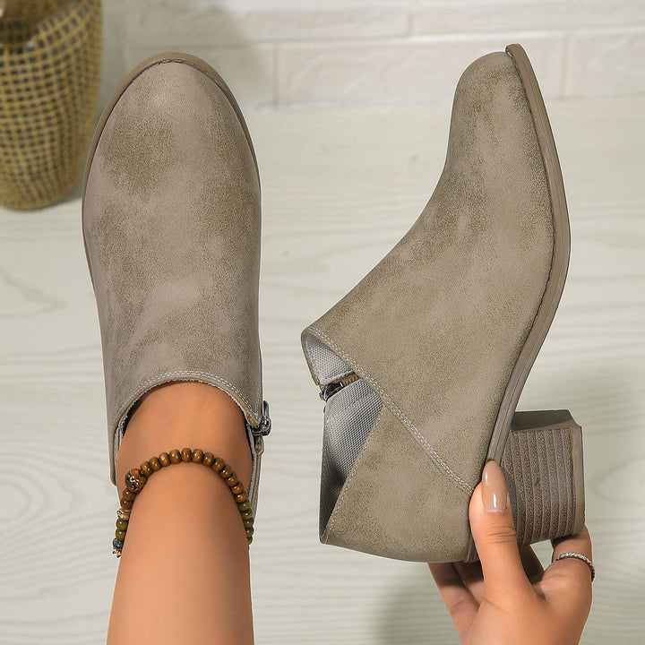 Damen kurze Stiefelette mit seitlichem Reißverschluss gepolstertem Komfortfußbett und stabilem Blockabsatz Drune