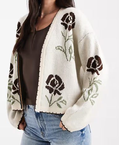 Damen Strickjacke mit floralem Design und eleganten Details Drune