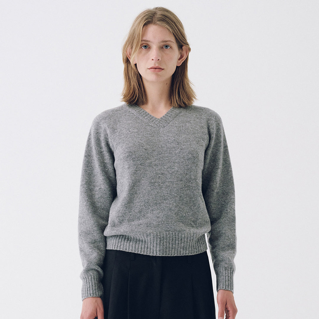 Damen Feinstrickpullover mit V-Ausschnitt und breitem Bündchen Drune