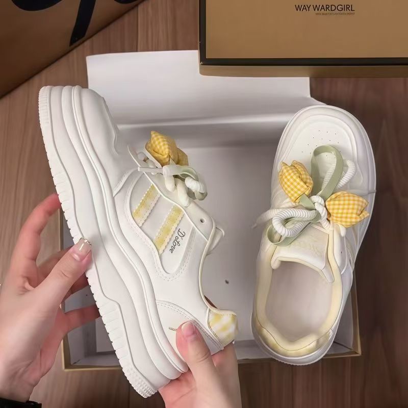 Damen Sneakers mit verspieltem Design und dekorativen Schleifen von Drune