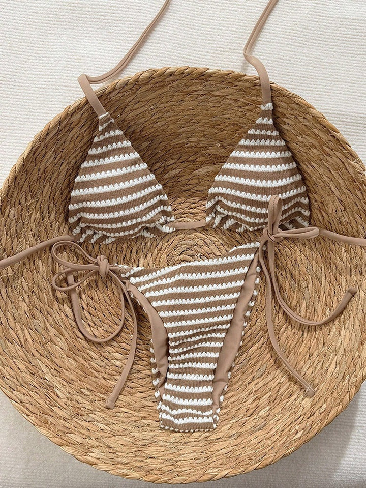 Damen Triangel-Bikini mit verstellbaren Bindebändern und trendigem Streifenmuster Drune