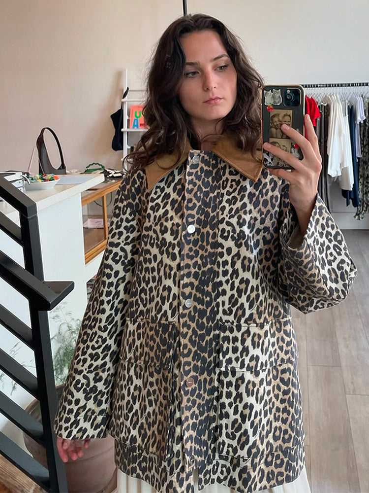 Damen modische Leopardenjacke mit funktionalen Taschen und umschlagbarem Kragen Drune