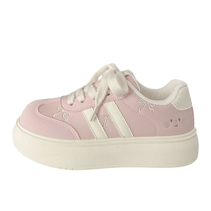 Damen Plattform-Sneaker mit verspielten Design-Details und bequemer Dämpfung Drune