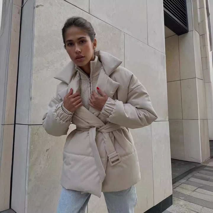 Damen modischer Kurzparka mit tailliertem Gürtel Drune