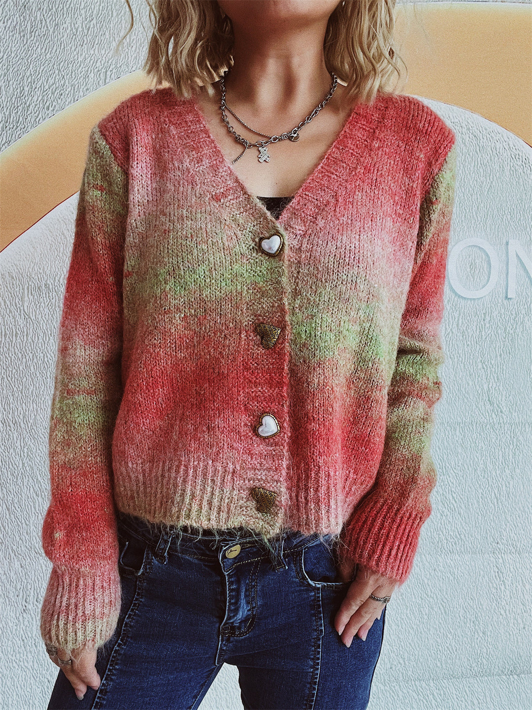 Damen Strickjacke mit luxuriösem Mohair-Material und modischen Herzknöpfen Drune