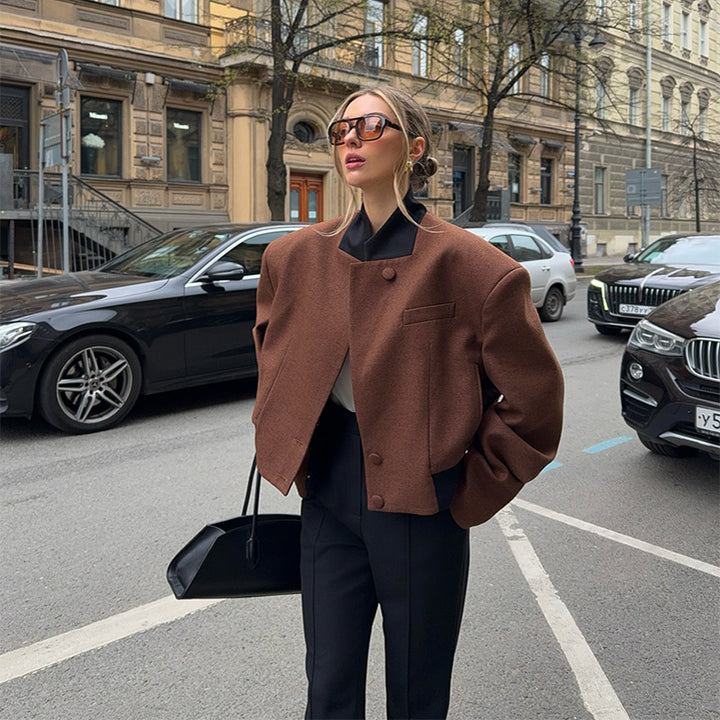 Damen Modische Kurzjacke mit strukturiertem Schnitt und hohen Kragen Drune
