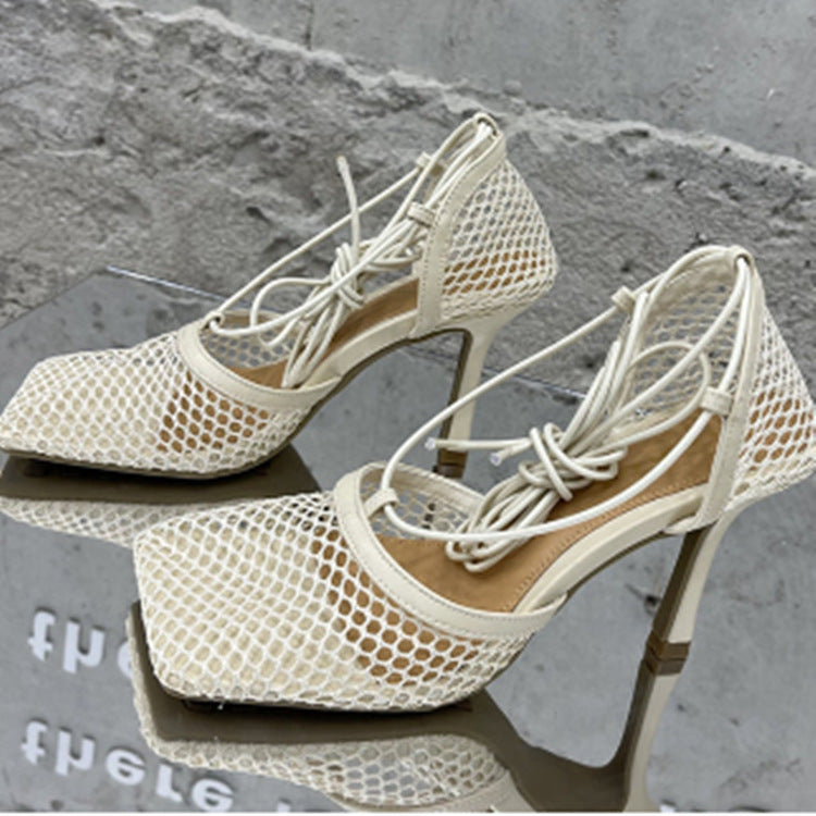 Damen nan luftige Netz-Sandalette mit quadratischer Zehenbox und Wickelschnürung Drune